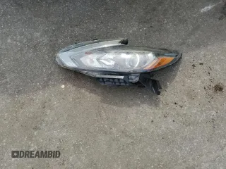 2016 Nissan Altima SL z VIN 1N4BL3AP0GC159564, wystawiony jako Copart lot #56174085 z przebiegiem 107 807 mil mil oraz Szkoda całkowita • Salvage title. Historia ofert i sprzedaży dostępna na DreamBid. Obrazek 12.