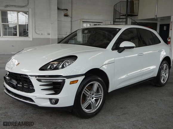 2018 Porsche Macan with VIN WP1AA2A52JLB02714, listed as a Copart auction lot 51664275 with 35,790 mi miles and Salvage Title. Bid and sale history available at carsss.com. Image 2.