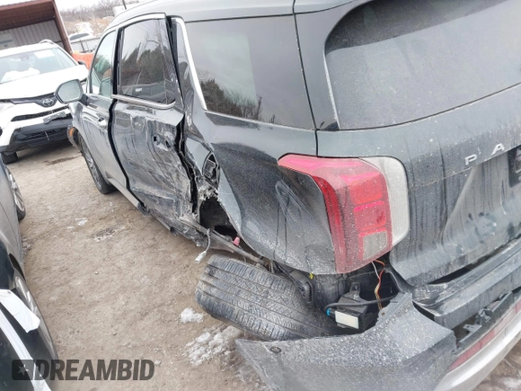 2023 Hyundai Palisade Calligraphy z VIN KM8R7DGE0PU640381, wystawiony jako IAAI lot #41601559 z przebiegiem 20 418 mil mil oraz . Historia ofert i sprzedaży dostępna na DreamBid. Obrazek 6.