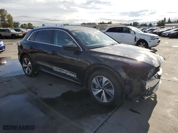 2024 Audi Q8 e-tron Premium Plus with VIN WA15AAGE2RB033152, listed as a Copart auction lot 67158044 with NaN miles and Salvage Title. Bid and sale history available at carsss.com. Image 4.