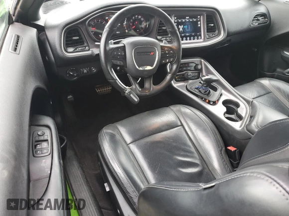 2017 Dodge Challenger SXT z VIN 2C3CDZAG2HH600998, wystawiony jako Copart lot #53380725 z przebiegiem 90 056 mil mil oraz Szkoda całkowita • Salvage title. Historia ofert i sprzedaży dostępna na DreamBid. Obrazek 8.