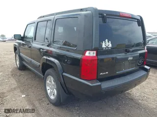 2007 Jeep Commander Sport with VIN 1J8HG48K17C651084, listed as a IAAI auction lot 42064395 with 212,057 mi miles. Bid and sale history available at carsss.com. Image 3.