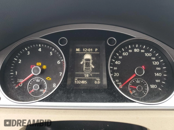 2013 Volkswagen CC Sport with VIN WVWBP7ANXDE513000, listed as a Copart auction lot 84516884 with 132,485 mi miles and Clean Title. Bid and sale history available at carsss.com. Image 9.