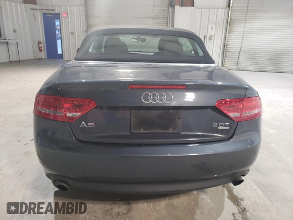 2010 Audi A5 Premium Plus z VIN WAULFAFH5AN021376, wystawiony jako Copart lot #85191434 z przebiegiem 57 629 mil mil oraz Czysty tytuł • Clean title. Historia ofert i sprzedaży dostępna na DreamBid. Obrazek 6.