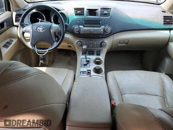 2010 Toyota Highlander SE z VIN 5TDJK3EH7AS018119, wystawiony jako Copart lot #59291525 z przebiegiem 211 290 mil mil oraz Szkoda całkowita • Salvage title. Historia ofert i sprzedaży dostępna na DreamBid. Obrazek 8.