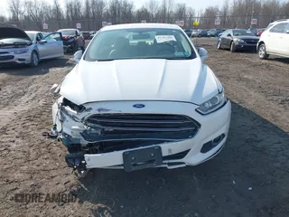 2013 Ford Fusion SE with VIN 3FA6P0HR8DR263468, listed as a IAAI auction lot 41783303 with 115,353 mi miles. Bid and sale history available at carsss.com. Image 12.