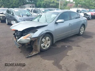 2008 Nissan Altima SL with VIN 1N4AL21E88N414312, listed as a IAAI auction lot 41819202 with Not Provided miles and . Bid and sale history available at DreamBid. Image 19.