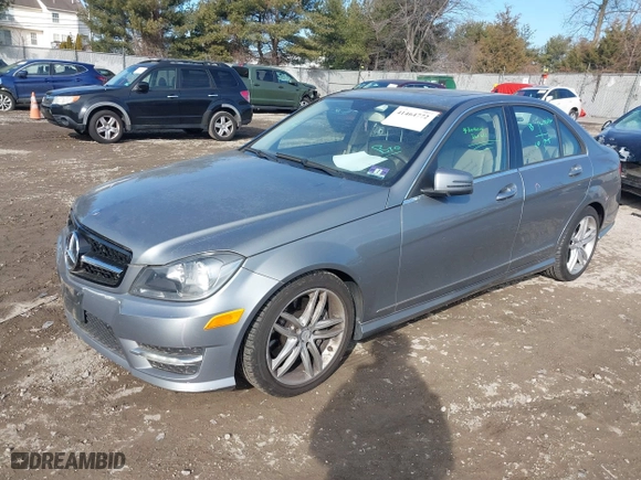 2013 Mercedes-Benz C-Class C 300 Sport with VIN WDDGF8AB8DR251772, listed as a IAAI auction lot 41464772 with 70,950 mi miles. Bid and sale history available at carsss.com. Image 17.