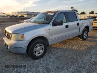 2005 Ford F-150 XLT with VIN 1FTRW12W95KE70780, listed as a Copart auction lot 41452615 with 184,192 mi miles and Clean Title. Bid and sale history available at carsss.com. Image 1.