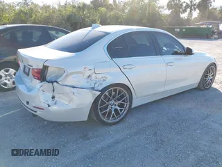 2017 BMW 3 Series 340i with VIN WBA8B3G37HNU36385, listed as a IAAI auction lot 40988676 with 41,492 mi miles and . Bid and sale history available at carsss.com. Image 4.