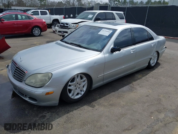 2003 Mercedes-Benz S-Class 4.3L with VIN WDBNG70J23A317424, listed as a IAAI auction lot 41716056 with 175,616 mi miles. Bid and sale history available at carsss.com. Image 17.