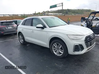 2022 Audi Q5 S line Premium with VIN WA1GAAFY8N2087702, listed as a IAAI auction lot 41432557 with 22,922 mi miles. Bid and sale history available at carsss.com. Image 1.