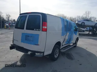 2023 GMC Savana Cargo Van with VIN 1GTW7AFPXP1182925, listed as a IAAI auction lot 41270635 with 7,446 mi miles. Bid and sale history available at carsss.com. Image 4.