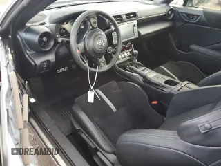 2024 Toyota GR86 Premium with VIN JF1ZNBE15R8759270, listed as a Copart auction lot 87011014 with 4,386 mi miles and Salvage Title. Bid and sale history available at carsss.com. Image 8.