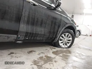 2018 Kia Sorento LX with VIN 5XYPG4A32JG383316, listed as a IAAI auction lot 41578609 with 1 mi miles. Bid and sale history available at carsss.com. Image 17.