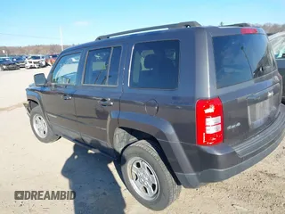 2015 Jeep Patriot Sport with VIN 1C4NJRBB1FD206631, listed as a IAAI auction lot 41703924 with 129,941 mi miles and . Bid and sale history available at carsss.com. Image 3.