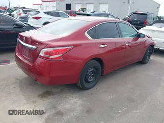2014 Nissan Altima SL with VIN 1N4AL3AP0EN381938, listed as a IAAI auction lot 41839317 with 108,033 mi miles and . Bid and sale history available at DreamBid. Image 4.
