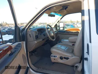 2001 Ford F-350 XL with VIN 1FTSX31F91EA40154, listed as a IAAI auction lot 41561772 with 208,427 mi miles and . Bid and sale history available at DreamBid. Image 5.