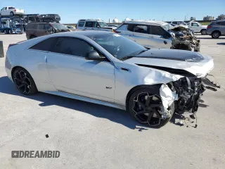2013 Cadillac CTS-V z VIN 1G6DV1EP8D0171019, wystawiony jako Copart lot #76689644 z przebiegiem 136 098 mil mil oraz Szkody całkowita. Historia ofert i sprzedaży dostępna na DreamBid. Obrazek 4.
