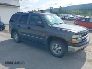 2002 Chevrolet Tahoe LS with VIN 1GNEK13Z82R260197, listed as a IAAI auction lot 42761535 with 242,815 mi miles and . Bid and sale history available at DreamBid. Image 1.