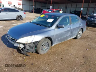 2007 Honda Accord LX с VIN 1HGCM56487A088049, выставлен на аукционе IAAI как лот 42103774 с пробегом 219 770 миль миль и . История ставок и продаж доступна на DreamBid. Изображение 18.