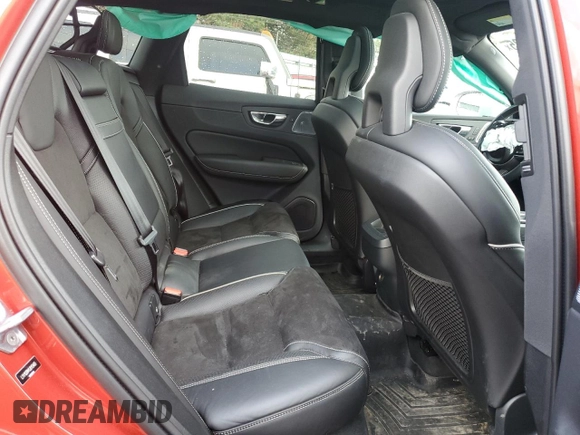 2018 Volvo XC60 R-Design with VIN LYV102RM1JB113465, listed as a Copart auction lot 46440185 with 62,646 mi miles and Salvage Title. Bid and sale history available at carsss.com. Image 10.