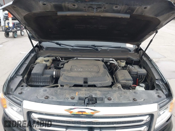 2015 GMC Canyon 2WD SLE with VIN 1GTG5BE30F1139093, listed as a IAAI auction lot 41596657 with 143,834 mi miles. Bid and sale history available at carsss.com. Image 10.