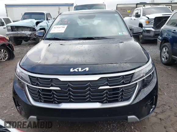 2024 Kia Seltos LX with VIN KNDEPCAA5R7667130, listed as a IAAI auction lot 42324758 with 8,119 mi miles and . Bid and sale history available at DreamBid. Image 12.