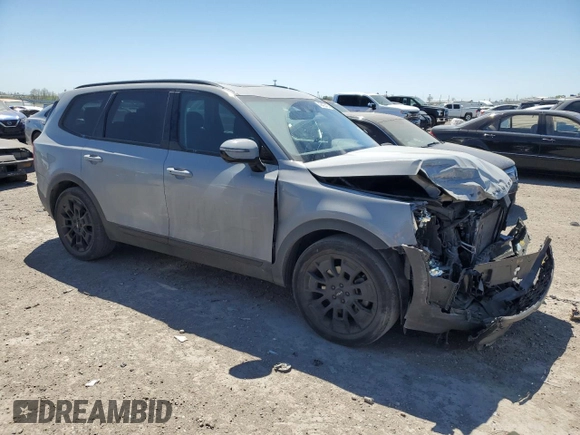 2022 Kia Telluride SX with VIN 5XYP5DHCXNG205946, listed as a Copart auction lot 49420425 with 49,287 mi miles and Salvage Title. Bid and sale history available at carsss.com. Image 4.
