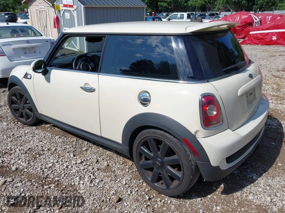 2010 MINI Hardtop S with VIN WMWMF7C55ATX44898, listed as a IAAI auction lot 42727762 with 131,845 mi miles and . Bid and sale history available at DreamBid. Image 3.