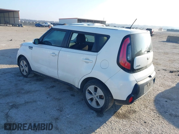 2016 Kia Soul with VIN KNDJN2A21G7840324, listed as a IAAI auction lot 41641329 with 113,801 mi miles. Bid and sale history available at carsss.com. Image 3.