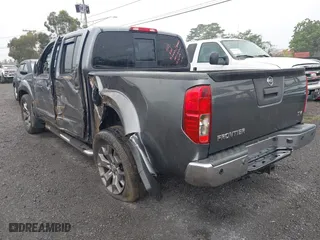 2020 Nissan Frontier SV with VIN 1N6ED0EA1LN717863, listed as a IAAI auction lot 41130121 with 54,552 mi miles. Bid and sale history available at carsss.com. Image 3.