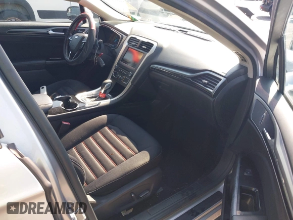 2016 Ford Fusion SE with VIN 3FA6P0T95GR322164, listed as a IAAI auction lot 42553970 with 123,416 mi miles and . Bid and sale history available at DreamBid. Image 5.
