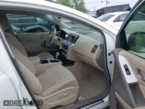 2013 Nissan Murano LE with VIN JN8AZ1MU0DW209419, listed as a IAAI auction lot 42135318 with 173,256 mi miles. Bid and sale history available at carsss.com. Image 5.
