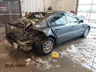 2004 Volvo S60 с VIN YV1RS61T842344192, выставлен на аукционе IAAI как лот 41278520 с пробегом Не указан миль и . История ставок и продаж доступна на DreamBid. Изображение 4.