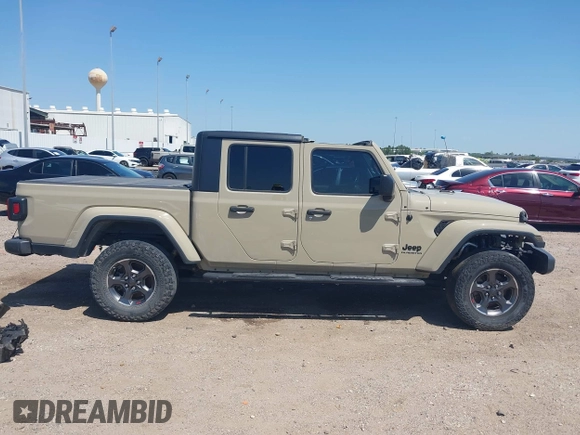 2020 Jeep Gladiator Sport S with VIN 1C6HJTAG1LL173646, listed as a IAAI auction lot 42008807 with Not Provided miles. Bid and sale history available at carsss.com. Image 14.