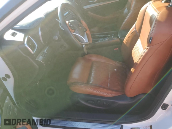2019 Nissan Maxima Platinum z VIN 1N4AA6AV6KC383738, wystawiony jako Copart lot #46600455 z przebiegiem 94 128 mil mil oraz Szkody całkowita. Historia ofert i sprzedaży dostępna na DreamBid. Obrazek 7.