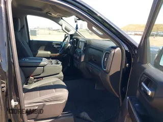 2020 Chevrolet Silverado 1500 LT with VIN 3GCUYDEDXLG356890, listed as a IAAI auction lot 42228239 with 140,889 mi miles and . Bid and sale history available at DreamBid. Image 5.