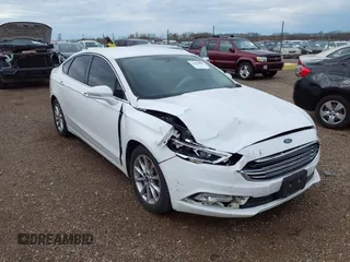 2017 Ford Fusion SE with VIN 3FA6P0HD9HR140417, listed as a IAAI auction lot 41942047 with 113,915 mi miles. Bid and sale history available at carsss.com. Image 1.