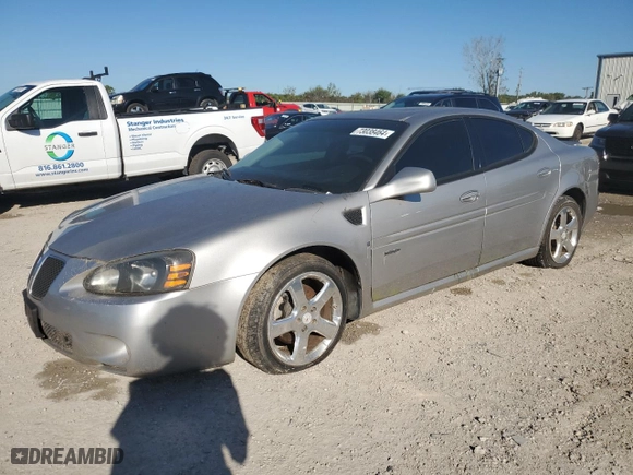 2008 Pontiac Grand Prix GXP with VIN 2G2WC55C281114975, listed as a Copart auction lot 73038464 with 134472 miles and Clean Title. Bid and sale history available at carsss.com. Image 1.