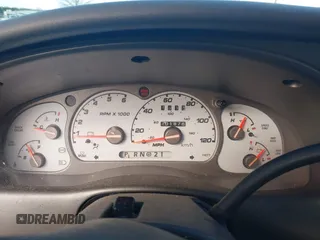 2001 Ford Explorer Sport Trac z VIN 1FMZU77E31UA72225, wystawiony jako IAAI lot #41784584 z przebiegiem 202 195 mil mil oraz . Historia ofert i sprzedaży dostępna na DreamBid. Obrazek 7.