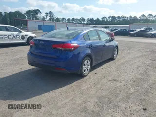 2018 Kia Forte LX with VIN 3KPFK4A71JE226693, listed as a IAAI auction lot 42094700 with 140,906 mi miles. Bid and sale history available at carsss.com. Image 4.
