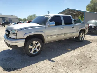 2006 Chevrolet Silverado 1500 LT1 with VIN 2GCEK13T361212206, listed as a Copart auction lot 53065865 with 185,982 mi miles and Salvage Title. Bid and sale history available at carsss.com. Image 1.