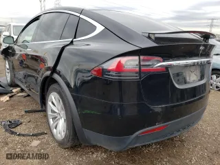 2020 Tesla Model X Long Range with VIN 5YJXCBE28LF306798, listed as a Copart auction lot 46924283 with 0 mi miles. Bid and sale history available at carsss.com. Image 2.