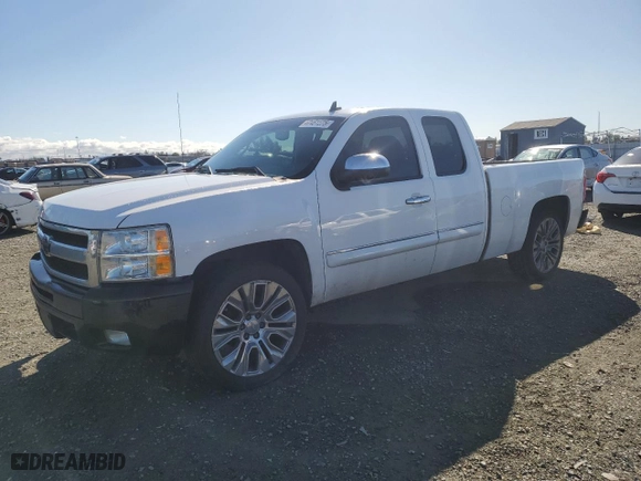 2011 Chevrolet Silverado 1500 LT with VIN 1GCRCSE0XBZ239721, listed as a Copart auction lot 47461575 with 353,931 mi miles and Salvage Title. Bid and sale history available at carsss.com. Image 1.
