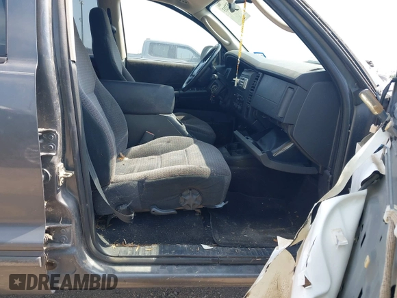 2002 Dodge Durango z VIN 1B4HR48NX2F113497, wystawiony jako IAAI lot #42152213 z przebiegiem Nie podano mil oraz . Historia ofert i sprzedaży dostępna na DreamBid. Obrazek 5.
