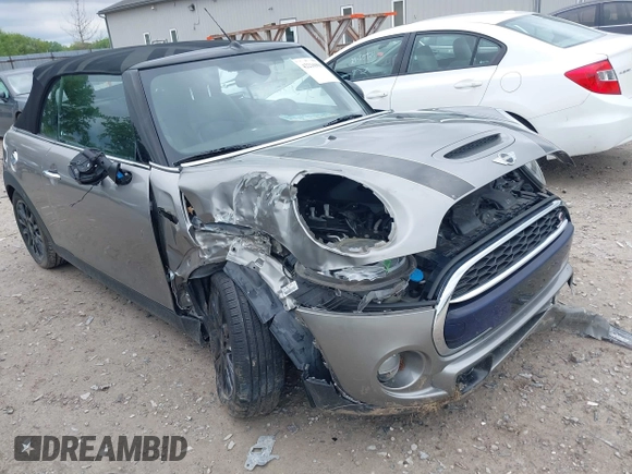2017 MINI Convertible Cooper S with VIN WMWWG9C34H3C81035, listed as a IAAI auction lot 42216900 with 61,996 mi miles and . Bid and sale history available at DreamBid. Image 6.