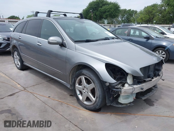 2010 Mercedes-Benz R 350 with VIN 4JGCB6FE2AA111332, listed as a IAAI auction lot 42043115 with 159,760 mi miles and . Bid and sale history available at DreamBid. Image 1.