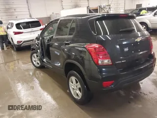 2022 Chevrolet Trax LS with VIN KL7CJNSM5NB503037, listed as a IAAI auction lot 41564474 with 24,121 mi miles. Bid and sale history available at carsss.com. Image 3.