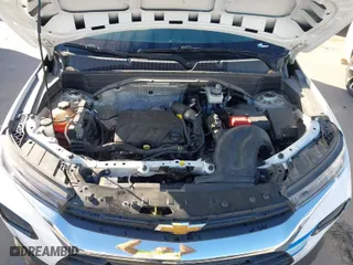 2022 Chevrolet TrailBlazer LS with VIN KL79MMS25NB103375, listed as a IAAI auction lot 41951017 with 101,133 mi miles. Bid and sale history available at carsss.com. Image 9.